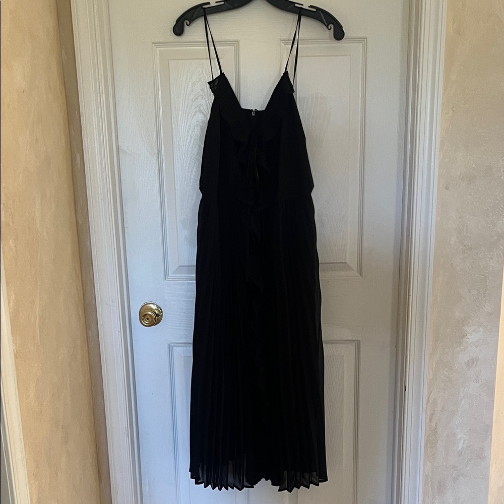 Bar III Elegant Black Pleated Dress. Size 10